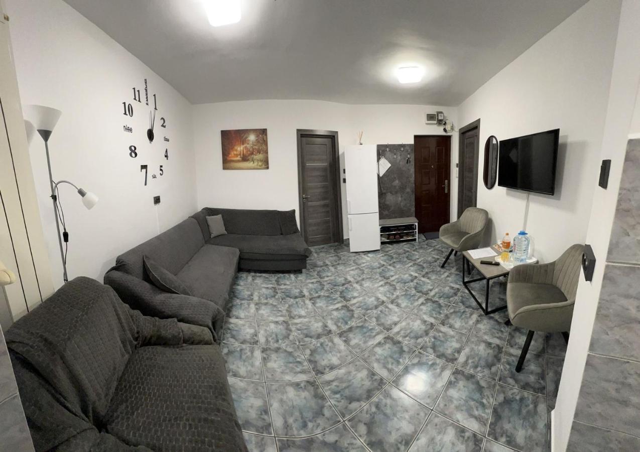 Ene Apart Oradea Free Parking 外观 照片