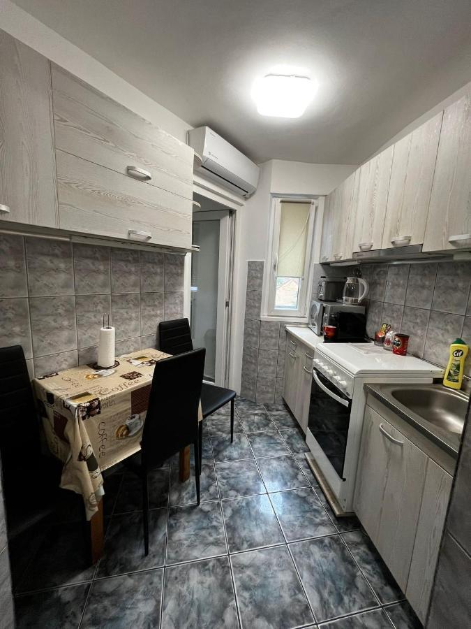 Ene Apart Oradea Free Parking 外观 照片